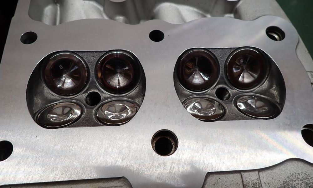 xjr1300 シリンダーヘッド S66abdc3635a446f9a194474d75b35