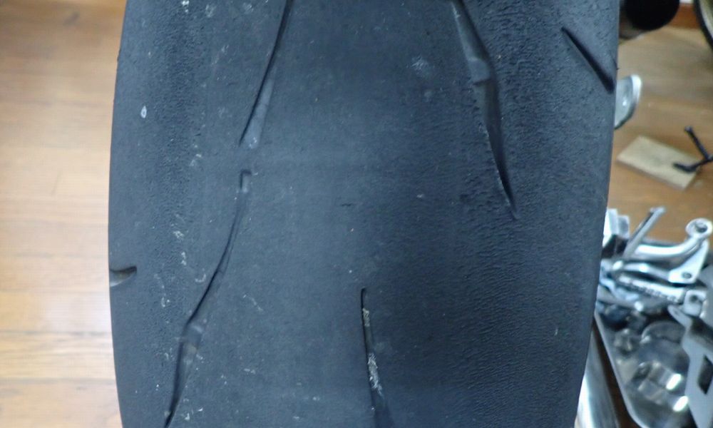 タイヤが終わっています。