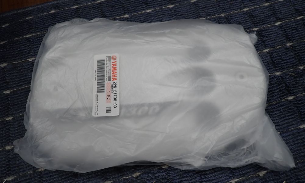 1300Cのサイドカバー