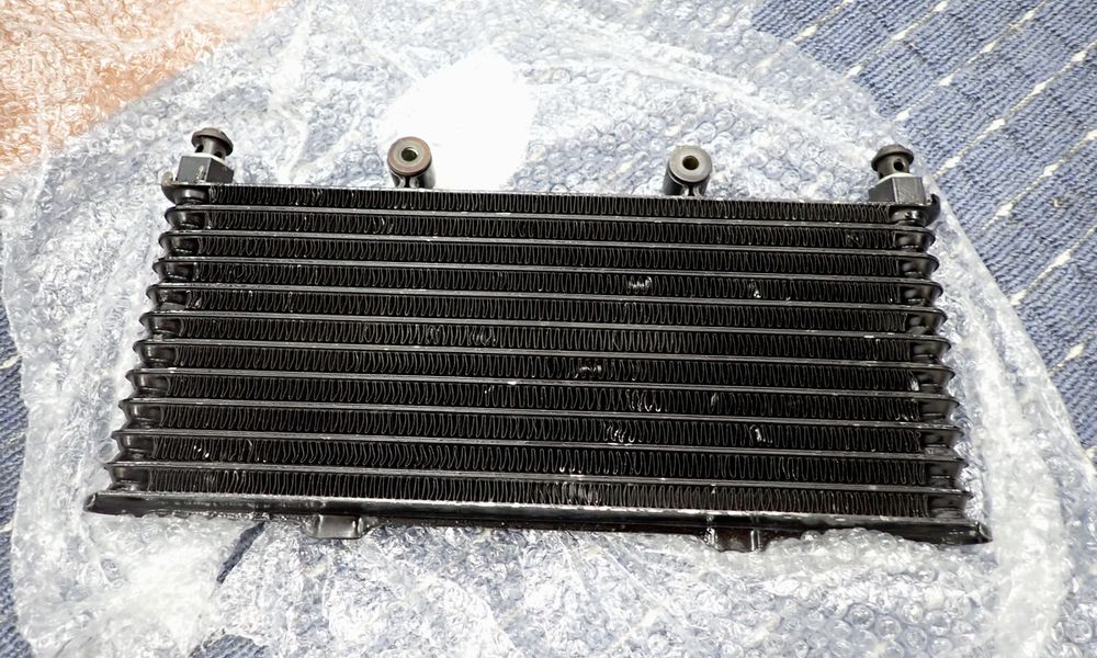 スズキ油冷車用のオイルクーラー