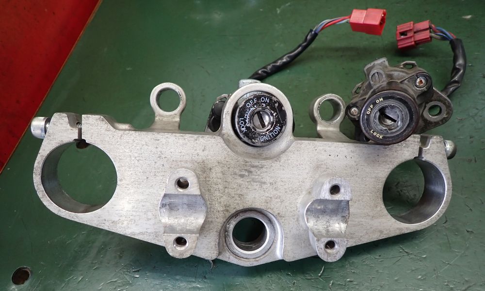 キーシリンダーの交換 キーシリンダーの交換